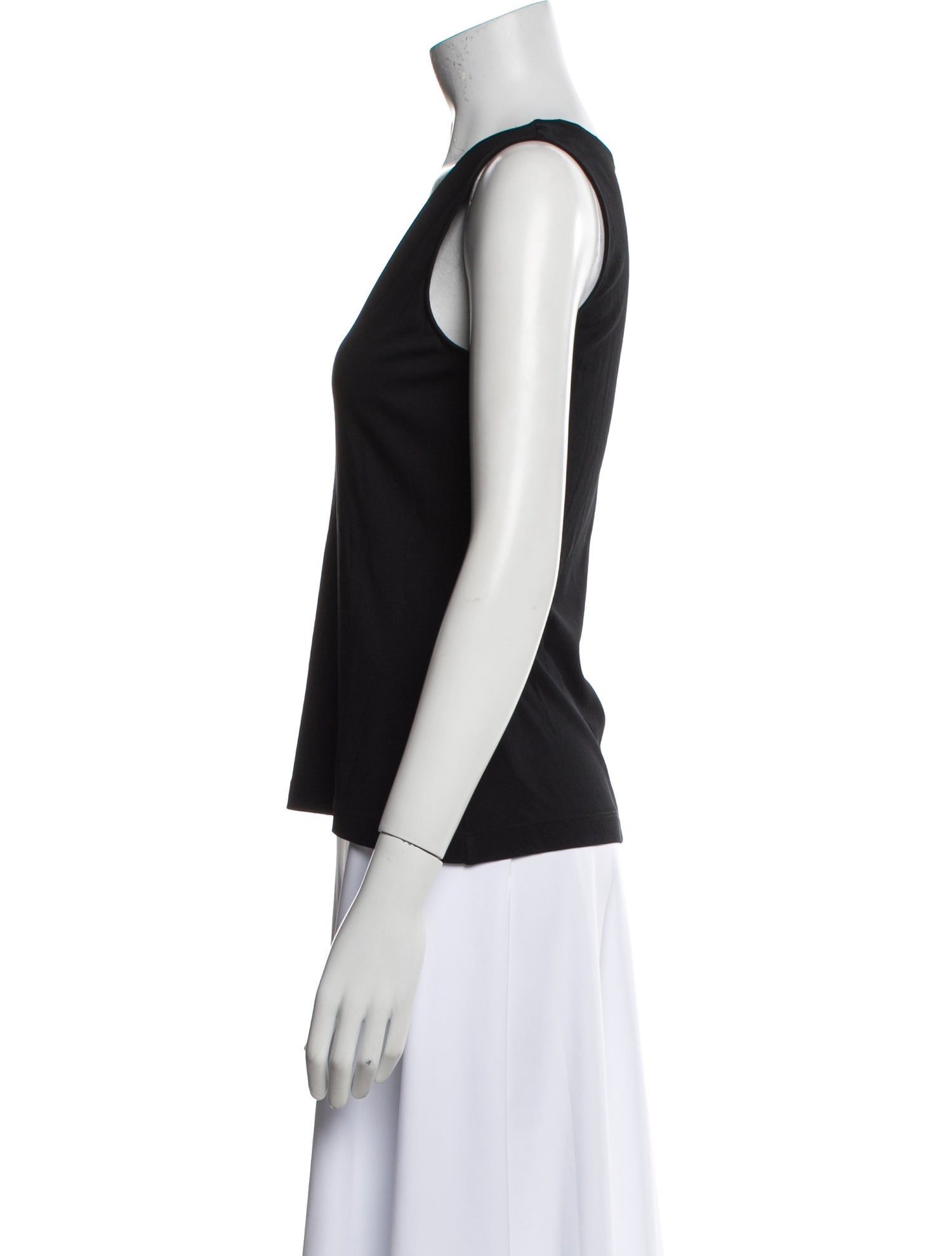Donna Karan V-Neck Sleeveless Top