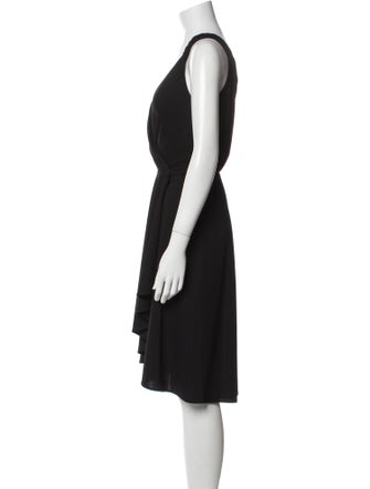 Donna Karan V-Neck Knee-Length Dress