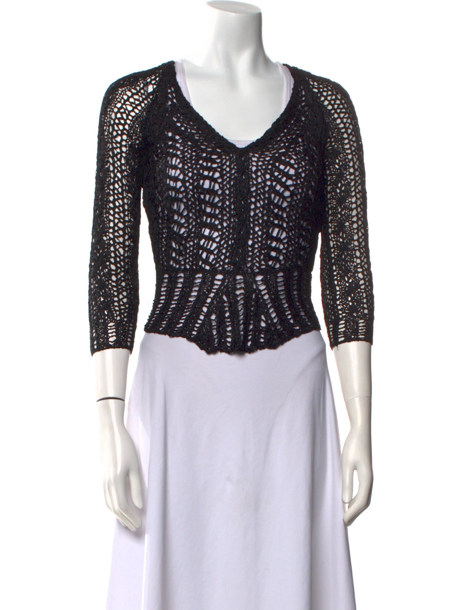 Donna Karan V-Neck Three-Quarter Sleeve Crop Top