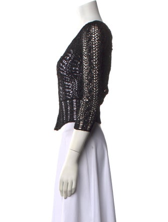 Donna Karan V-Neck Three-Quarter Sleeve Crop Top