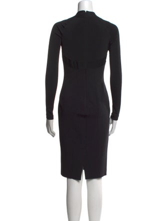 Donna Karan V-Neck Knee-Length Dress