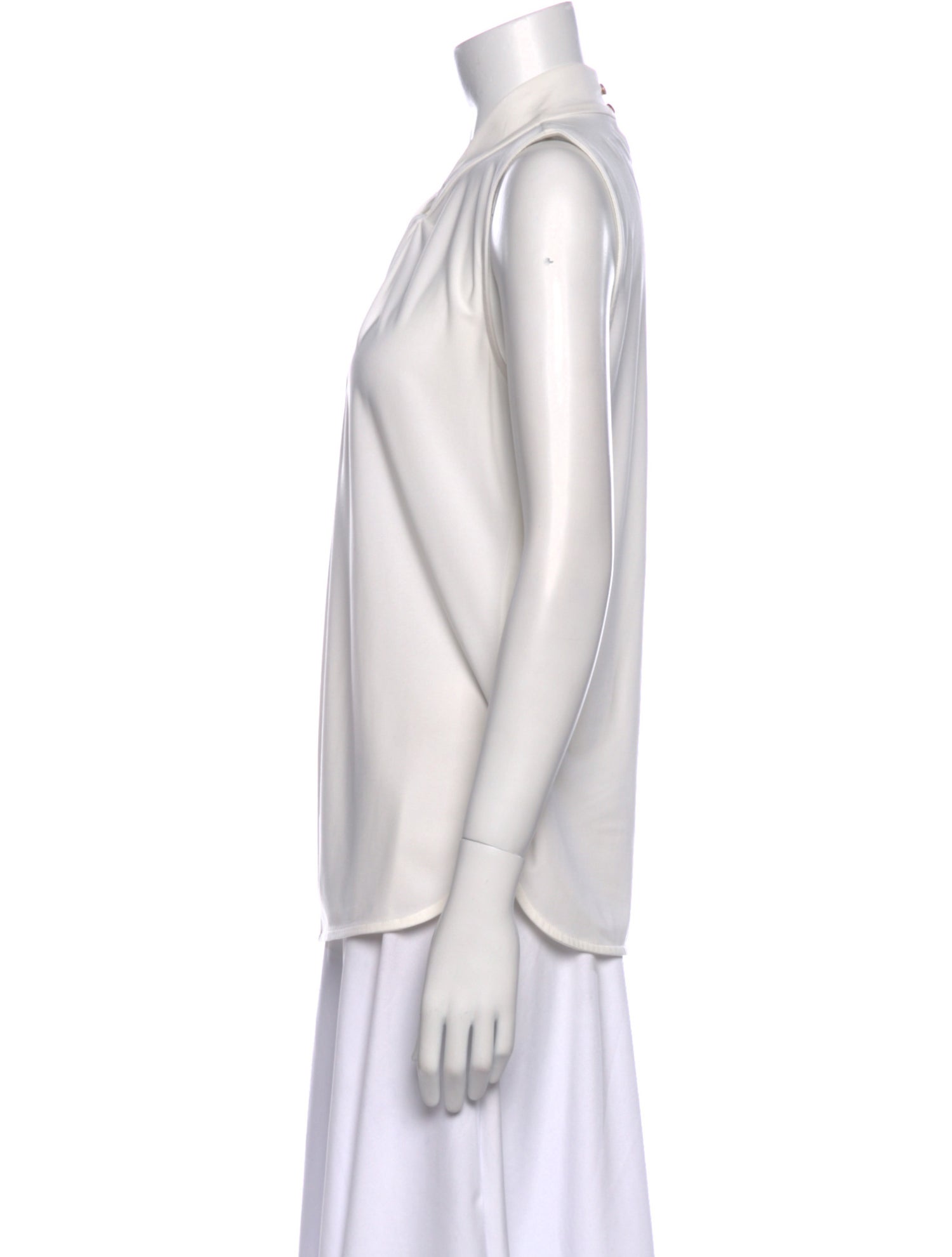 Donna Karan V-Neck Sleeveless Blouse