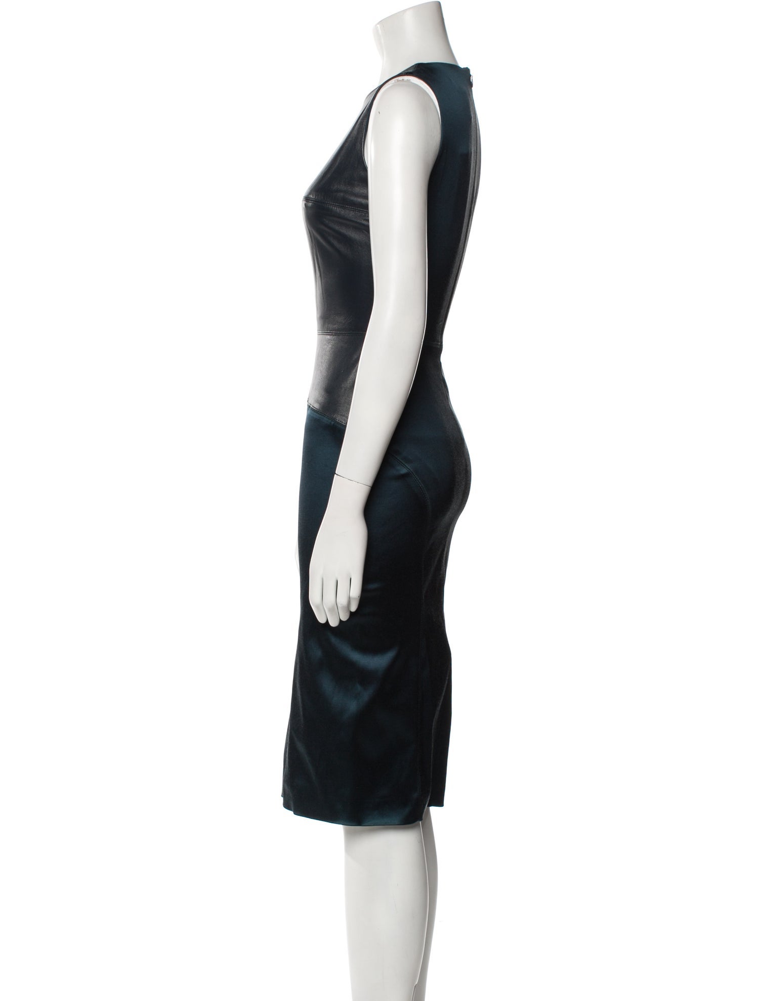 Doo.Ri Crew Neck Midi Length Dress