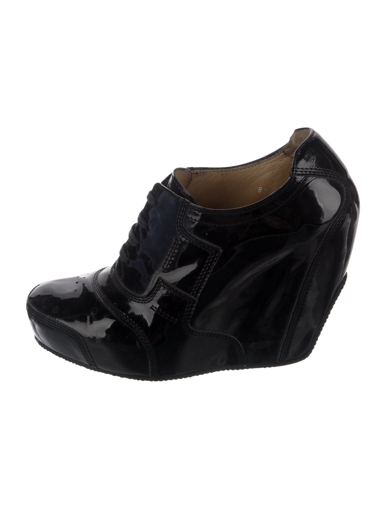 Dries Van Noten Patent Leather Pumps