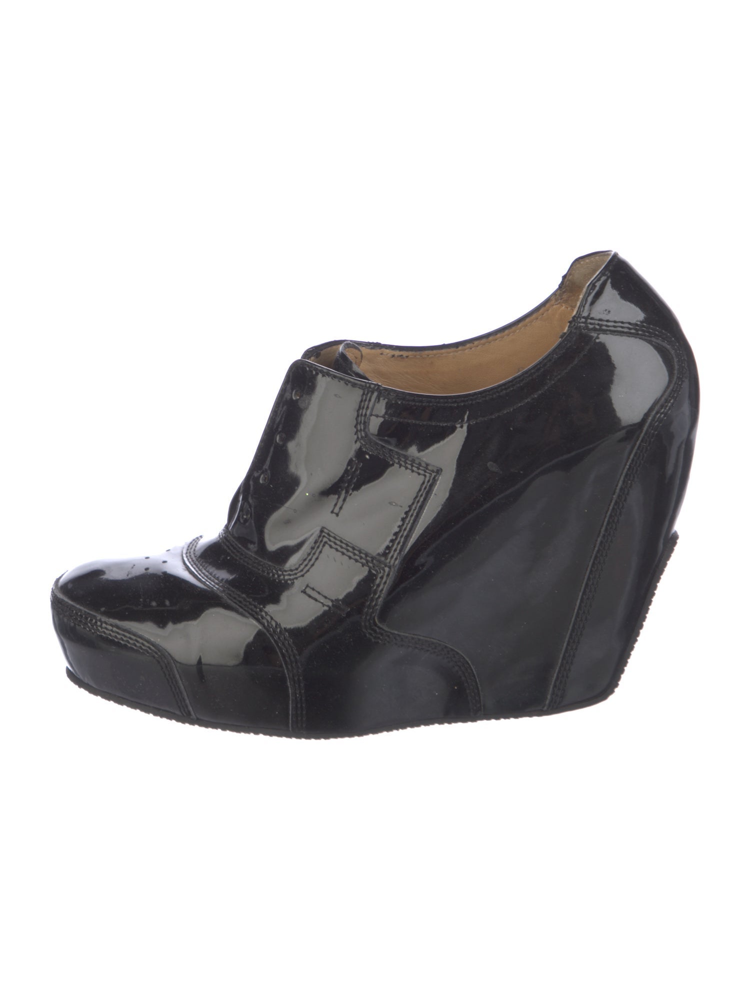 Dries Van Noten Patent Leather Pumps