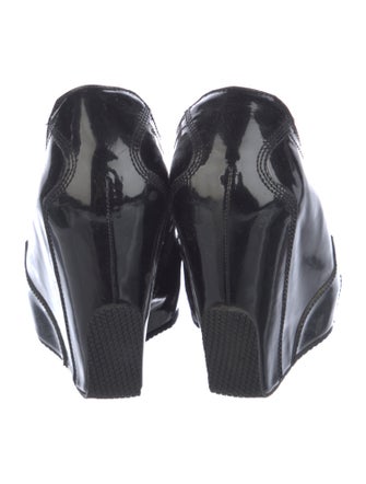 Dries Van Noten Patent Leather Pumps