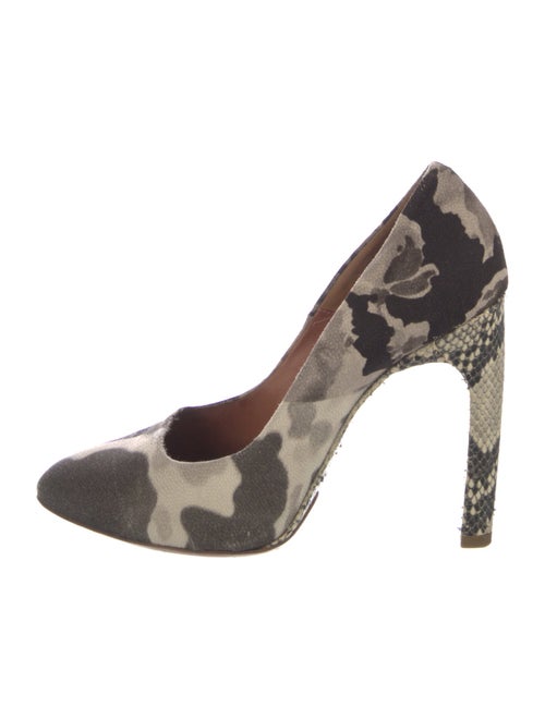 Dries Van Noten Leather Printed Pumps