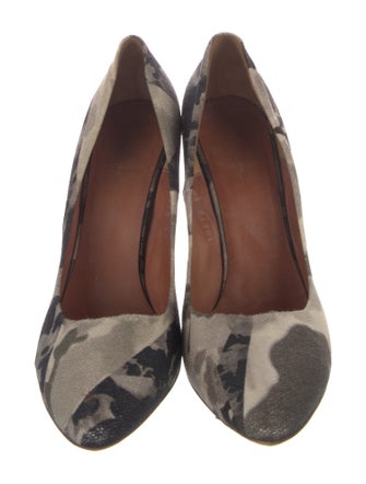 Dries Van Noten Leather Printed Pumps