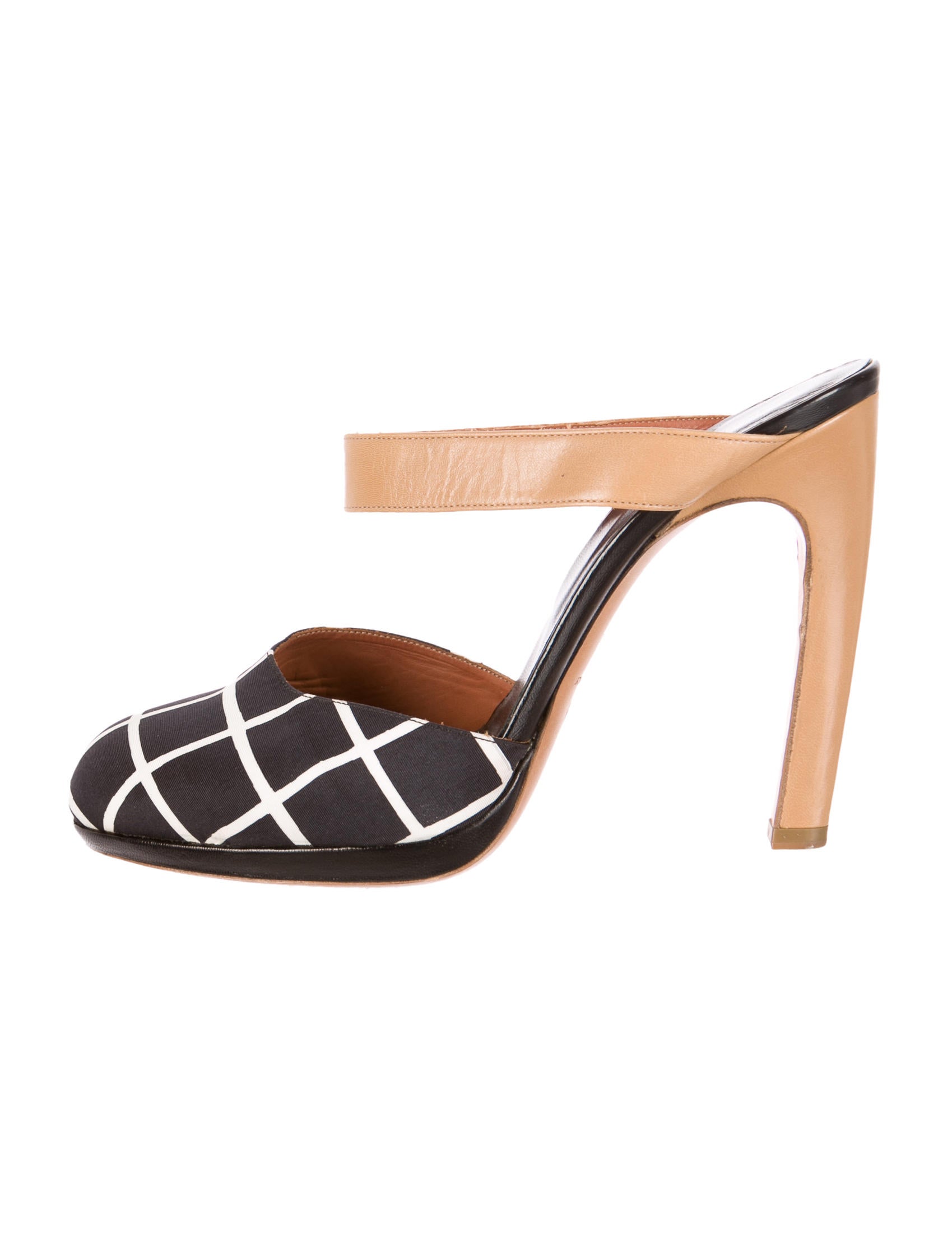 Women's Bc Footwear Look At Me Vegan Mule, Size 8 M - Beige in 2020 | Vegan boots, Footwear 