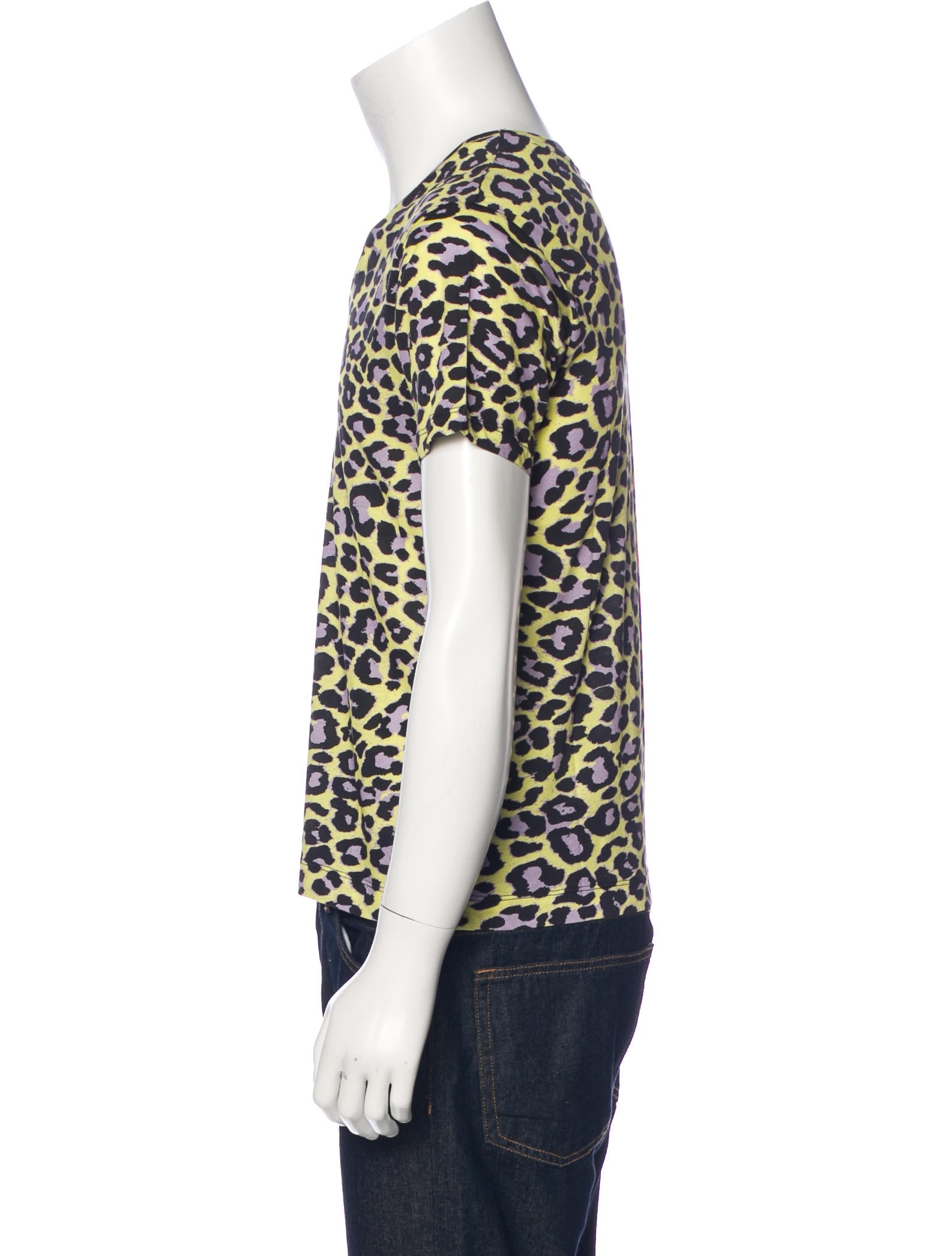 Dries Van Noten Leopard Print T-Shirt W/ Tags - Clothing - DRI38910 | The RealReal Dries Van Noten Leopard Print T-Shirt W/ Tags - Clothing - DRI38910 | The RealReal