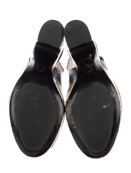 python platform sandals