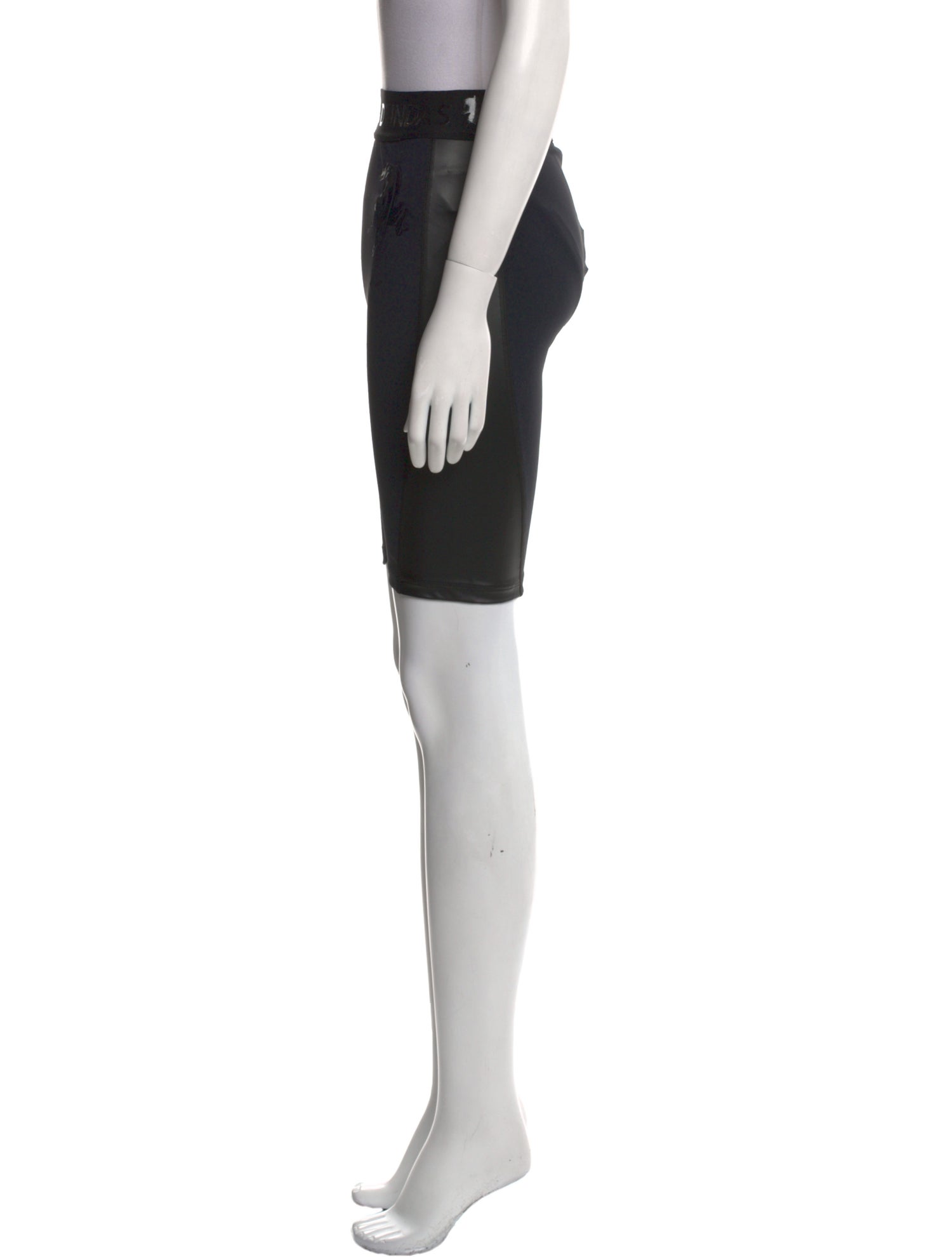 Dundas Knee-Length Shorts w/ Tags