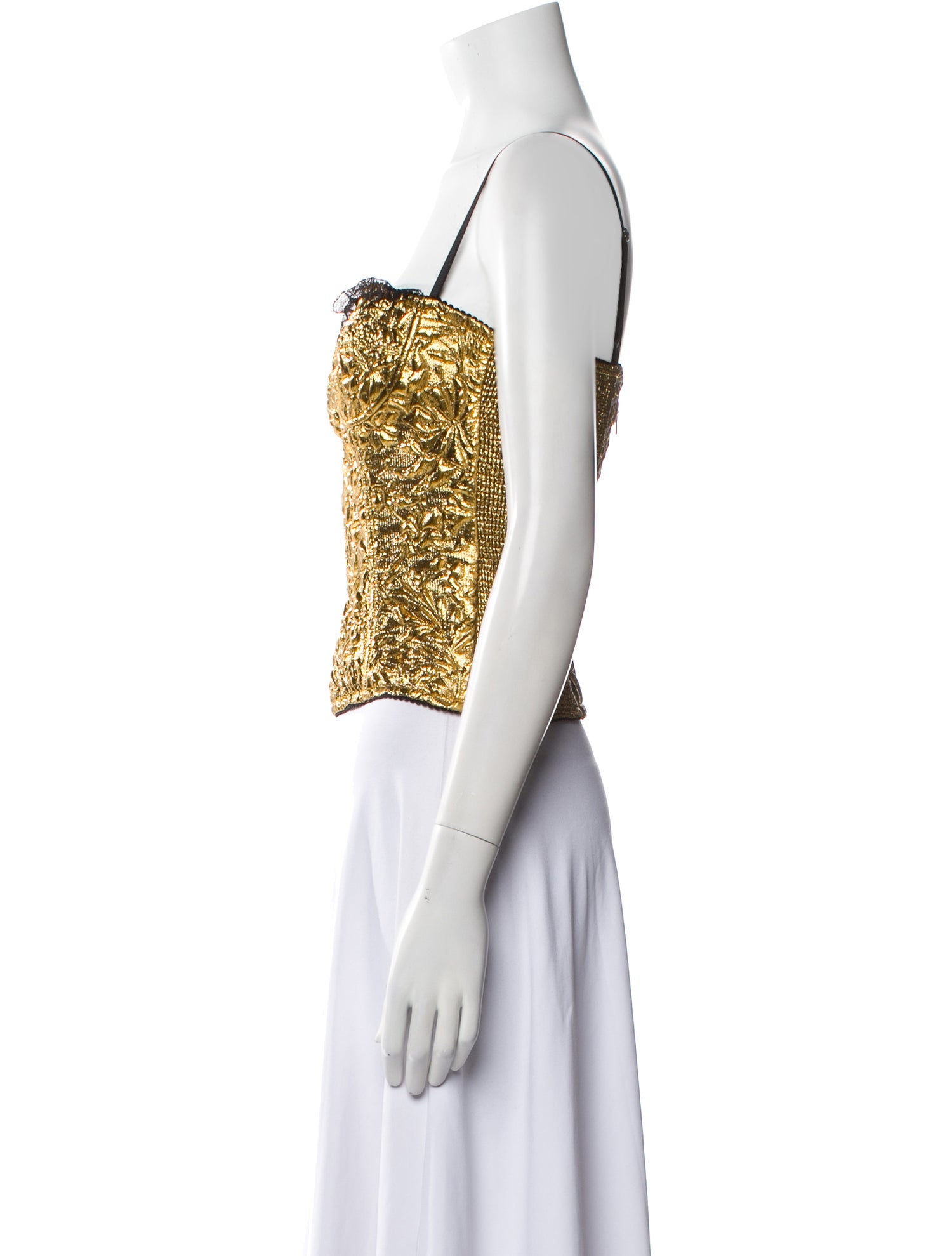 Dundas Square Neckline Sleeveless Crop Top