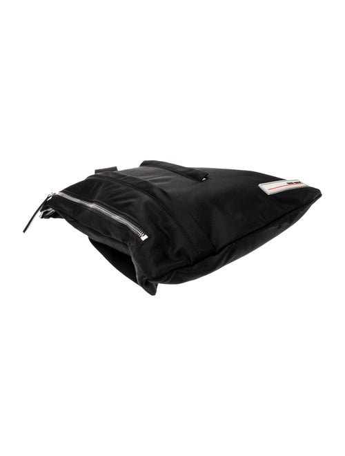 WE-AR4 Nylon Messenger Bag