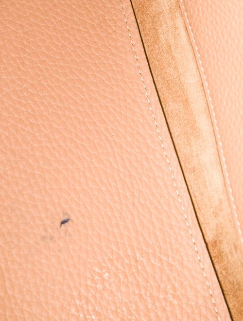 Delvaux Leather Cool Box MM