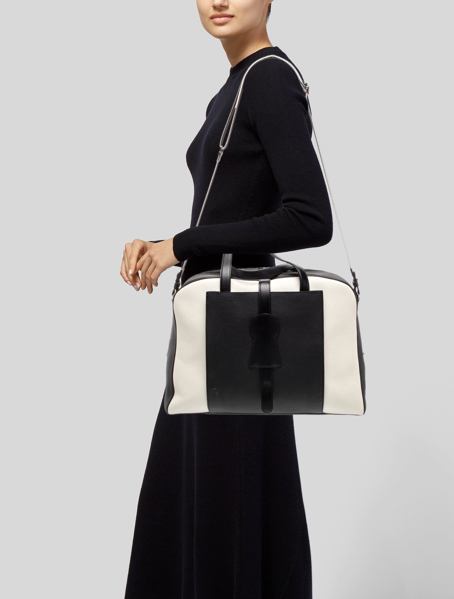 Delvaux Leather D-Off