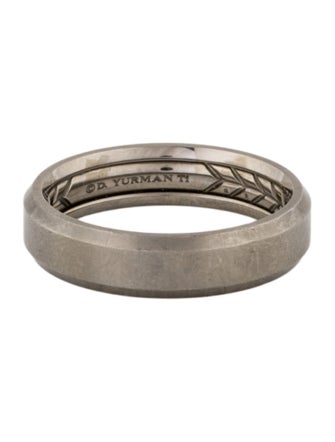 David Yurman Beveled Band Ring