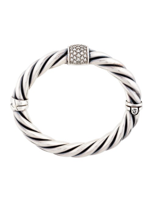 Ring Diamond Metro Bangle