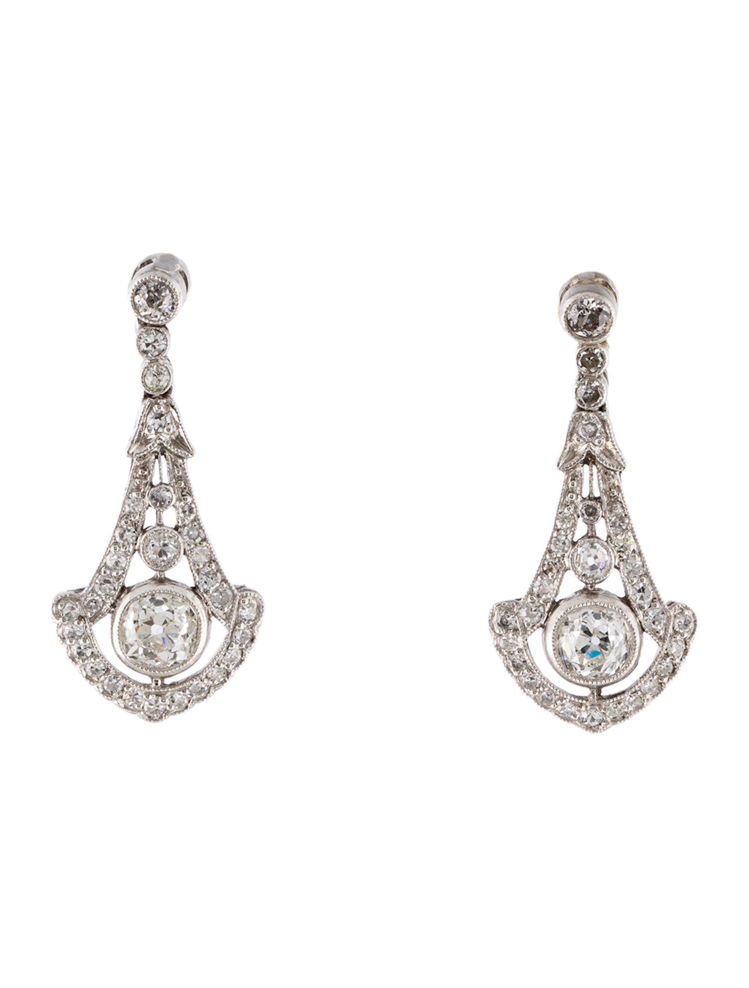 Earrings Vintage Platinum 1.66ctw Diamond Edwardian Drop