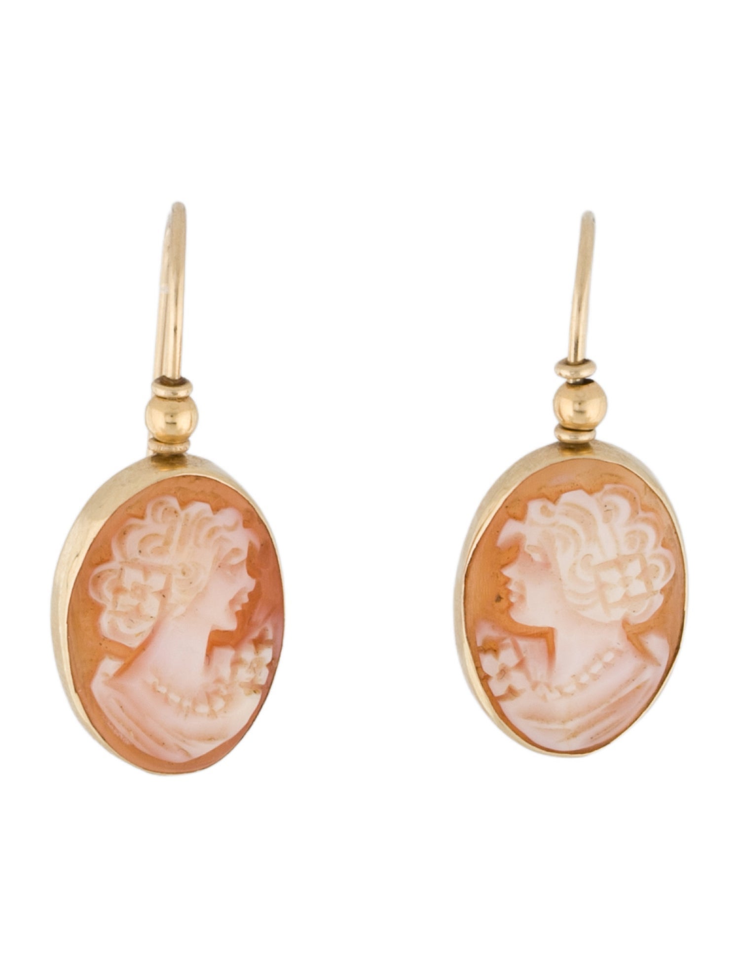 Earrings 14K Shell Cameo Drop