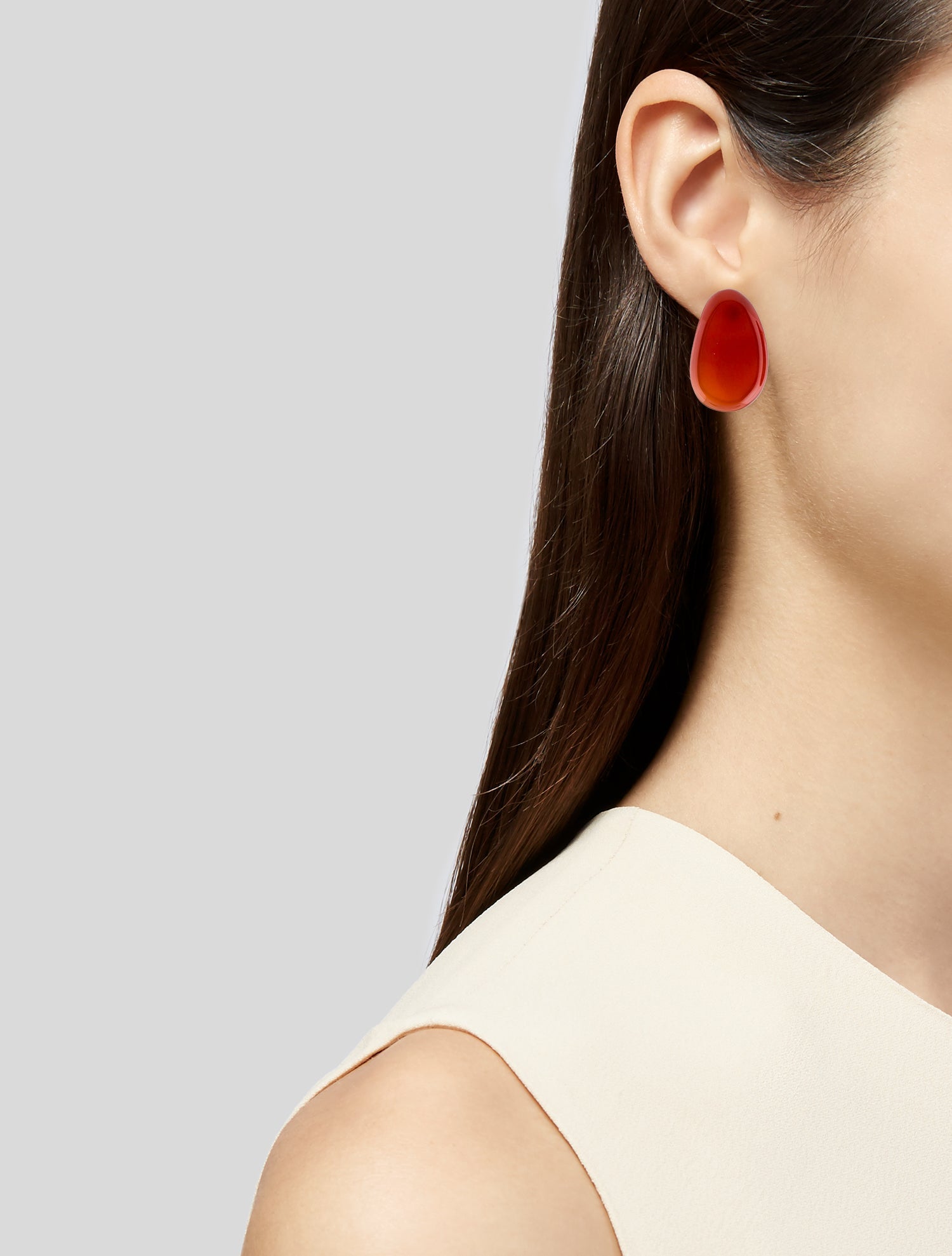 Earrings 18K Carnelian Stud