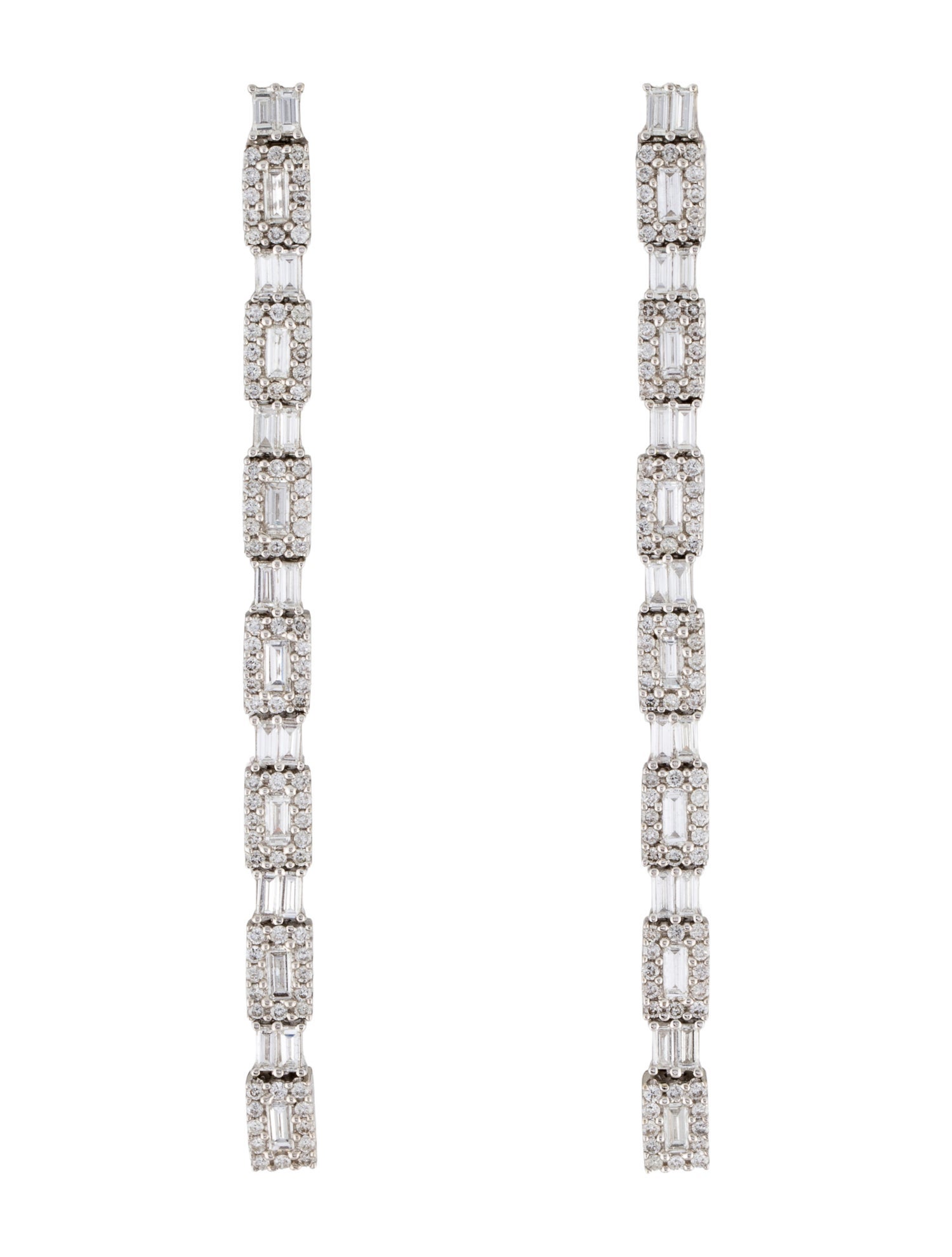 Earrings 18K 3.66ctw Diamond Drop