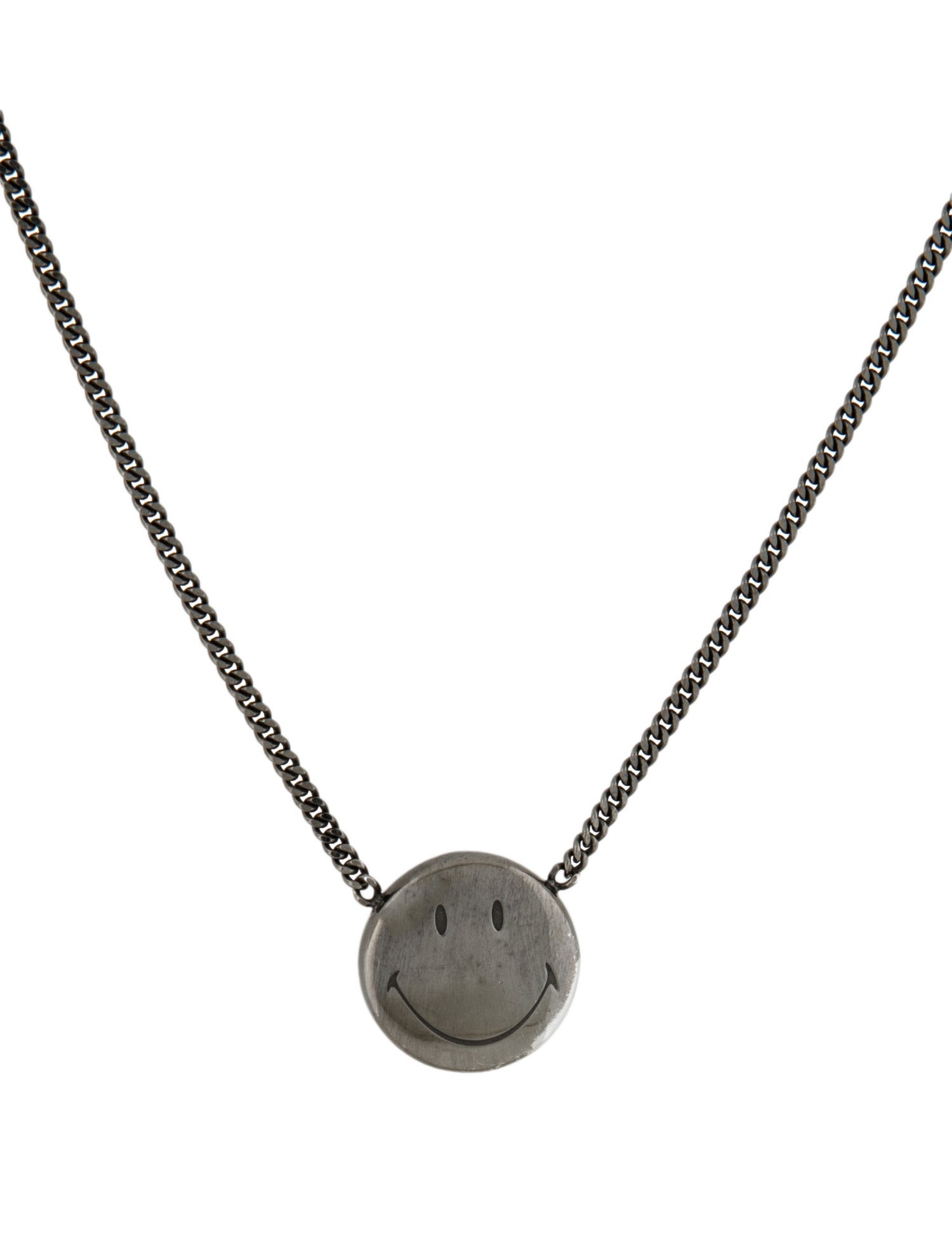 EÉRA Smile Pendant Necklace