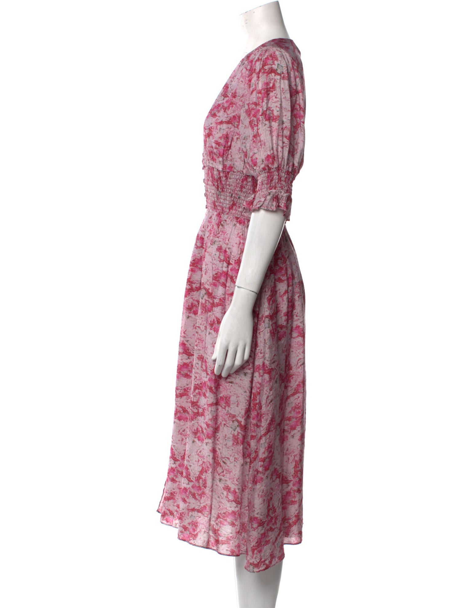Elliatt Floral Print Midi Length Dress