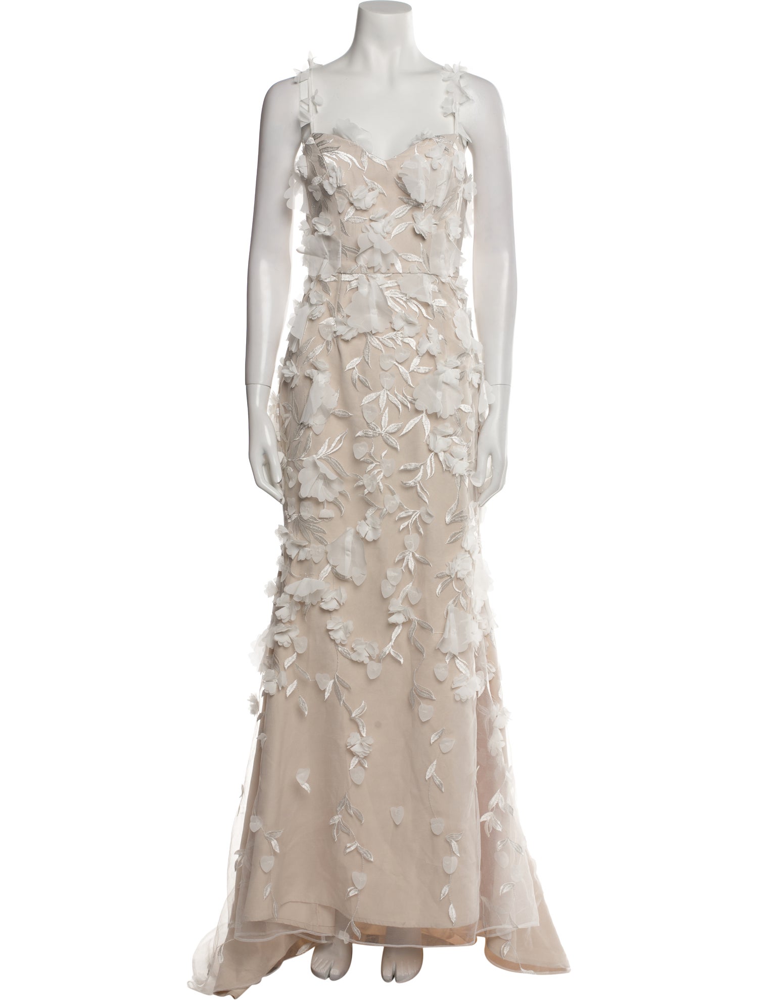 Elliatt Lace Pattern Long Dress