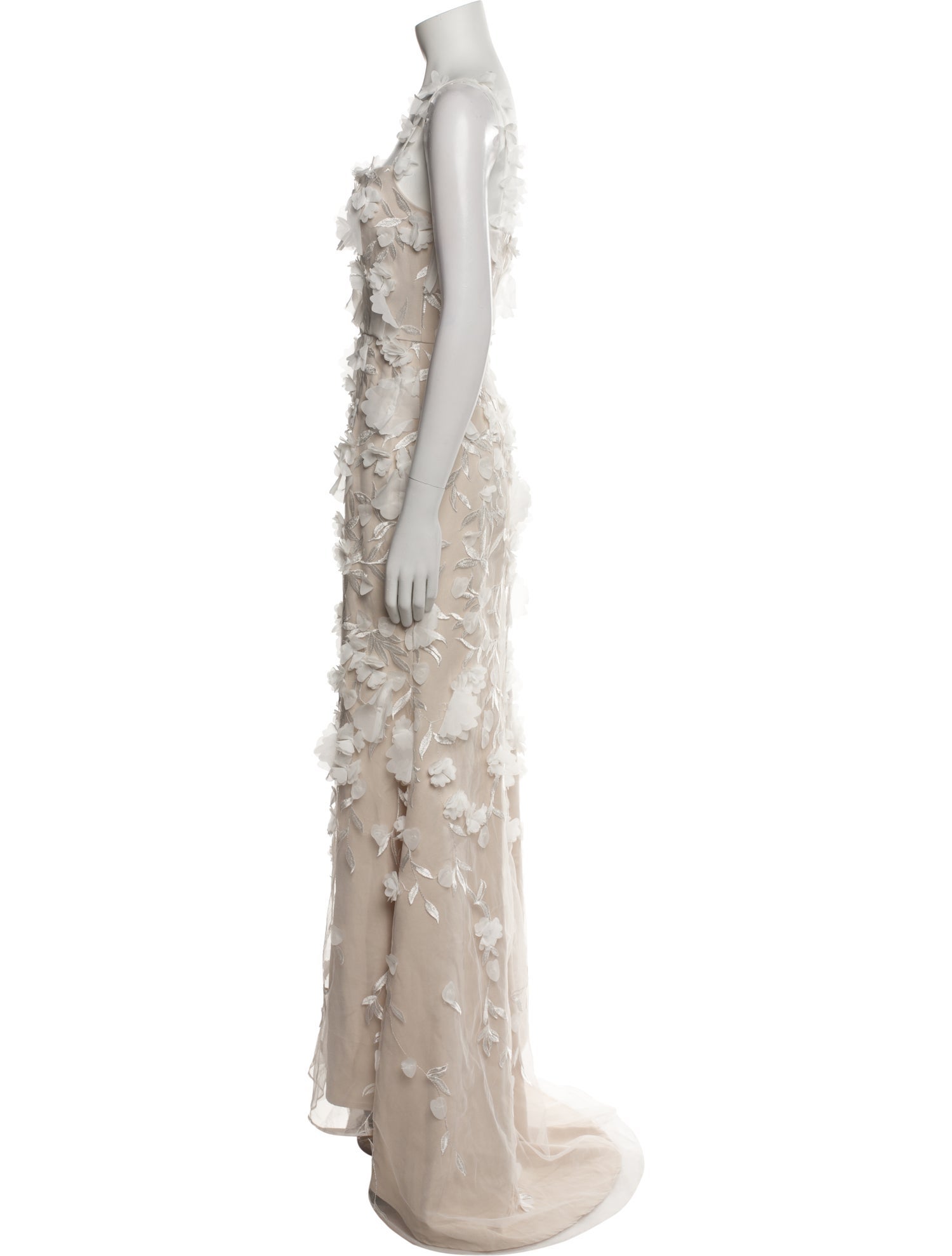 Elliatt Lace Pattern Long Dress