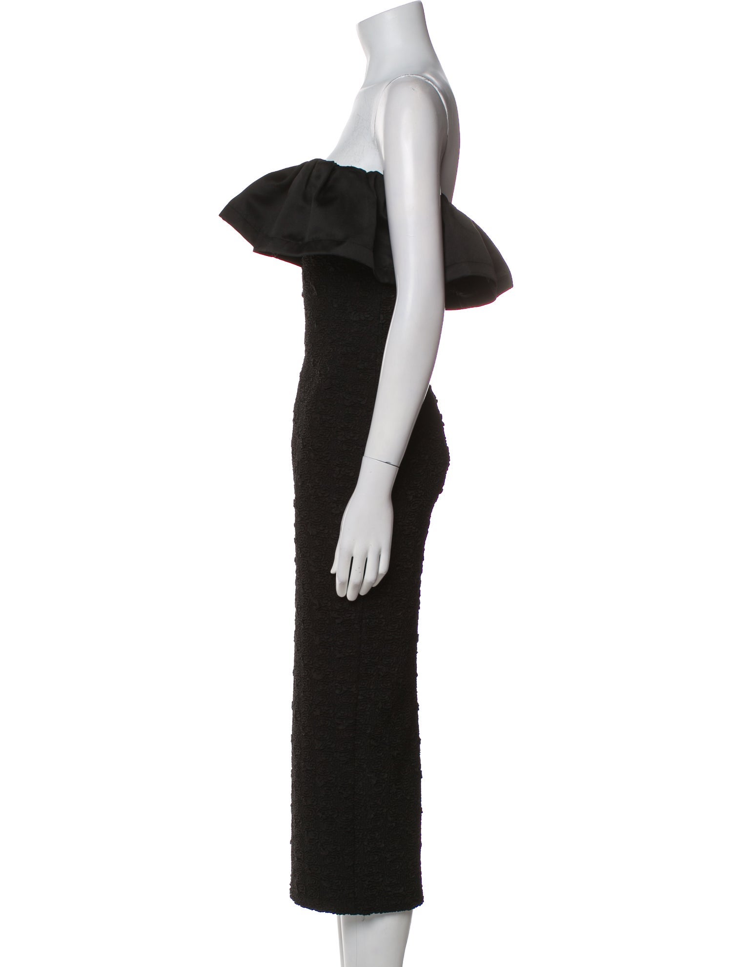 Elliatt Strapless Knee-Length Dress