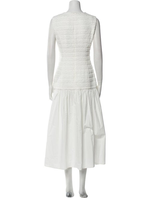 Elliatt Bateau Neckline Midi Length Dress