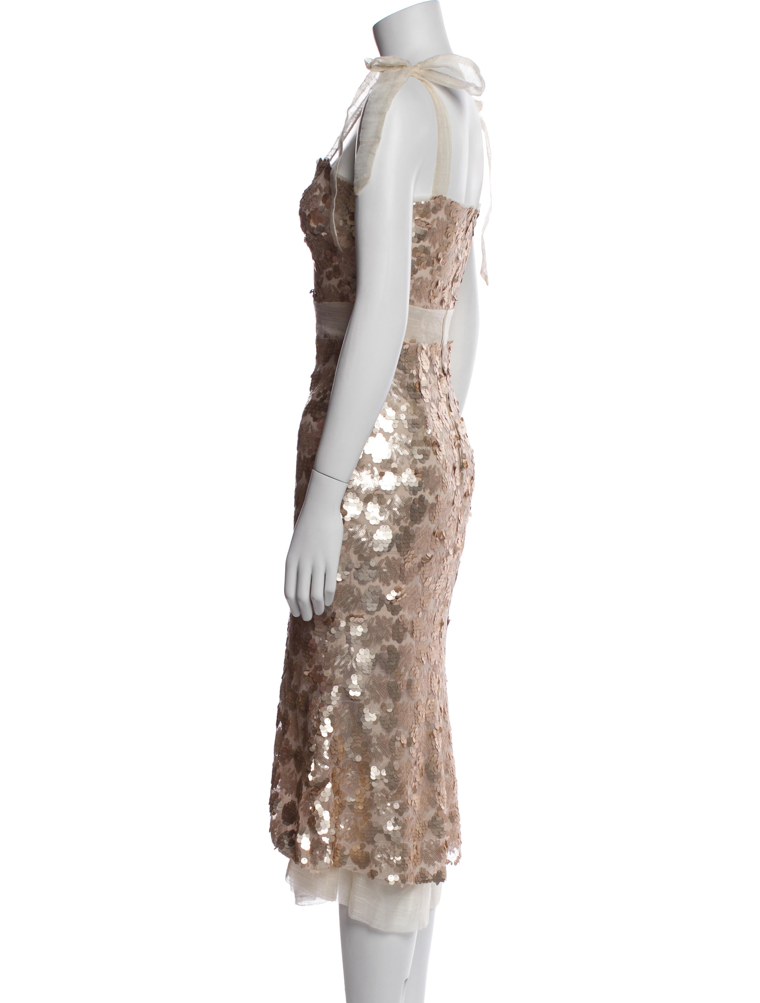 Elliatt Lace Pattern Midi Length Dress