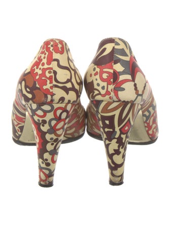 Emilio Pucci Leather Printed Pumps