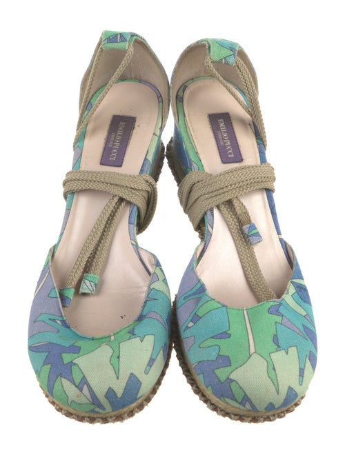 Emilio Pucci Canvas Printed D'Orsay Pumps