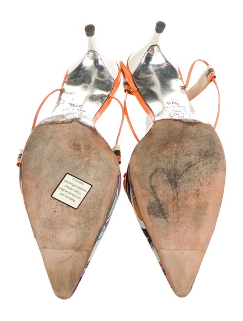 Emilio Pucci Leather Printed T-Strap Pumps