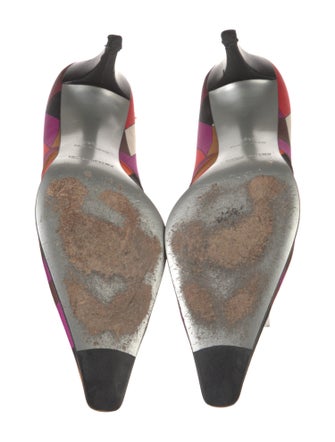 Emilio Pucci Satin Printed Pumps