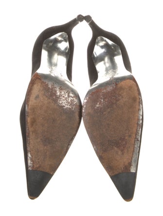 Emilio Pucci Suede Pumps