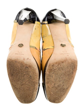 Emilio Pucci Patent Leather Printed Pumps