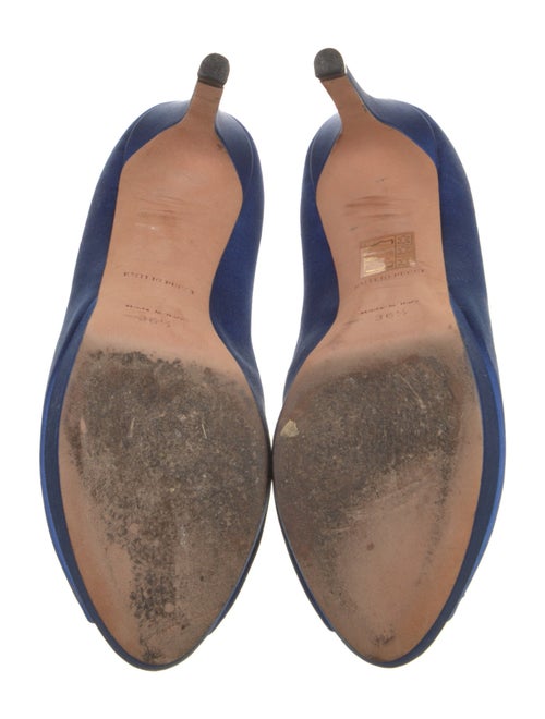 Emilio Pucci Leather Pumps