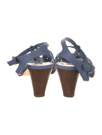 Emilio Pucci Leather T-Strap Pumps