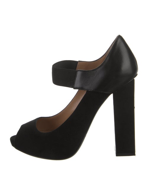 Emporio Armani Leather Pumps