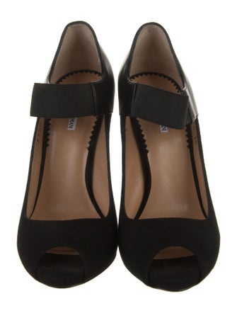 Emporio Armani Leather Pumps