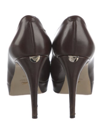 Emporio Armani Leather Pumps