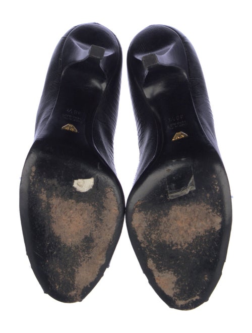 Emporio Armani Leather Pumps