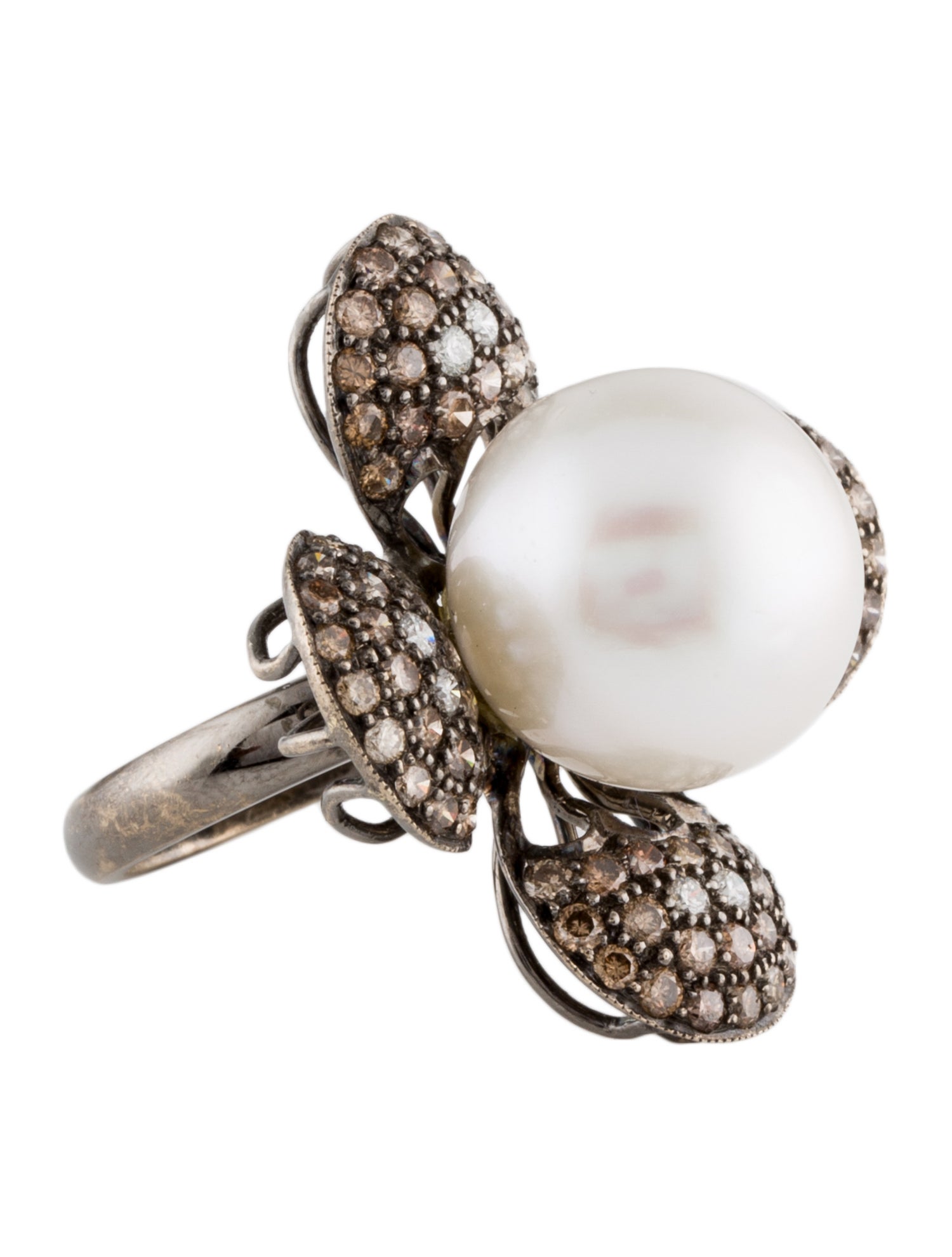 Emsaru 18K Pearl & Diamond Flower Cocktail Ring