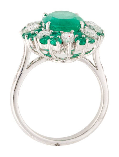 Emsaru 18K 3.83ctw Emerald & Diamond Cocktail Ring
