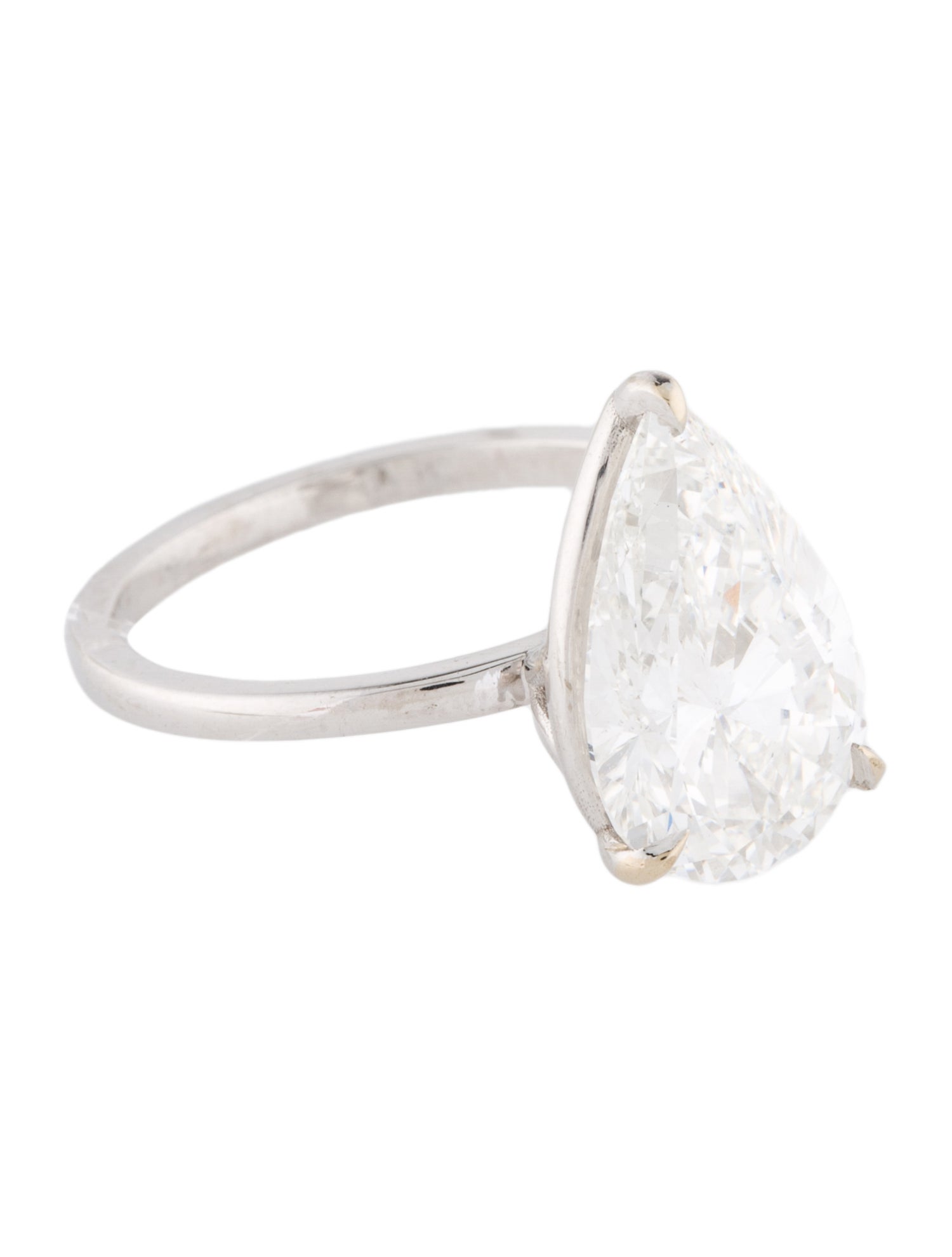 Engagement Ring 4.09ct Lab-Grown Diamond Engagement Ring