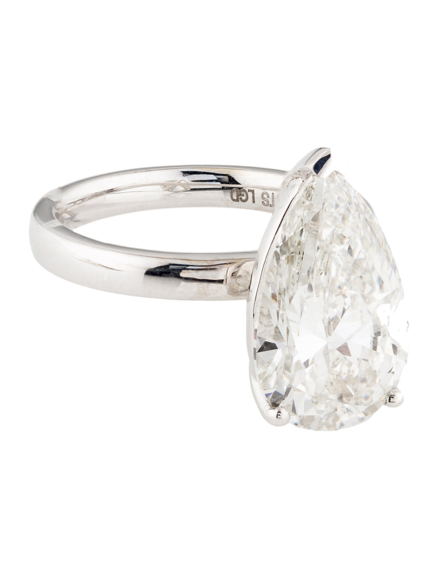Engagement Ring 5.79ct Lab-Grown Diamond Engagement Ring