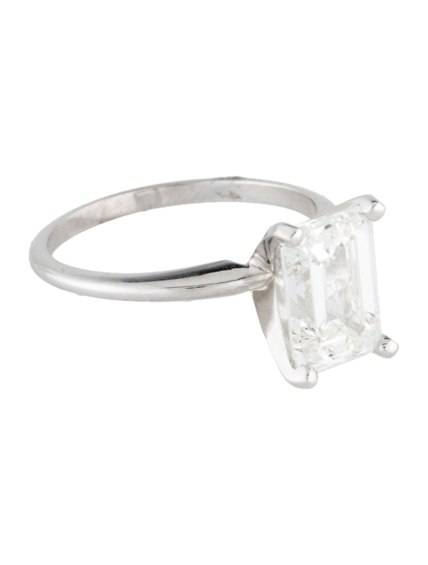 Engagement Ring 3.03ct Lab-Grown Diamond Engagement Ring